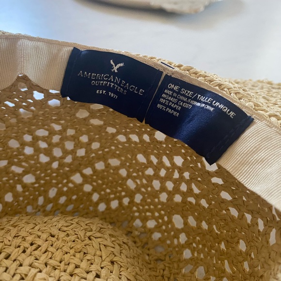 Straw hat - Picture 2 of 3